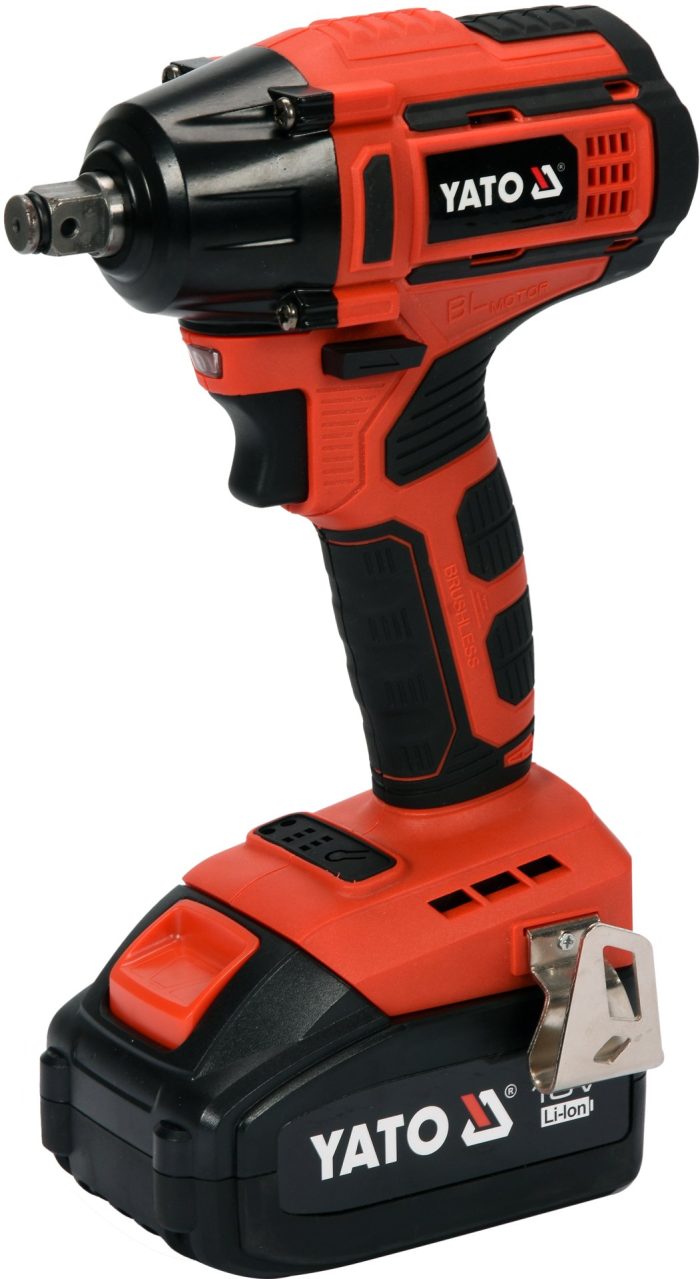 AKU UDARNI ODVIJAČ 1/2" 18V 3,0Ah (150, 200, 250 Nm) KOFER